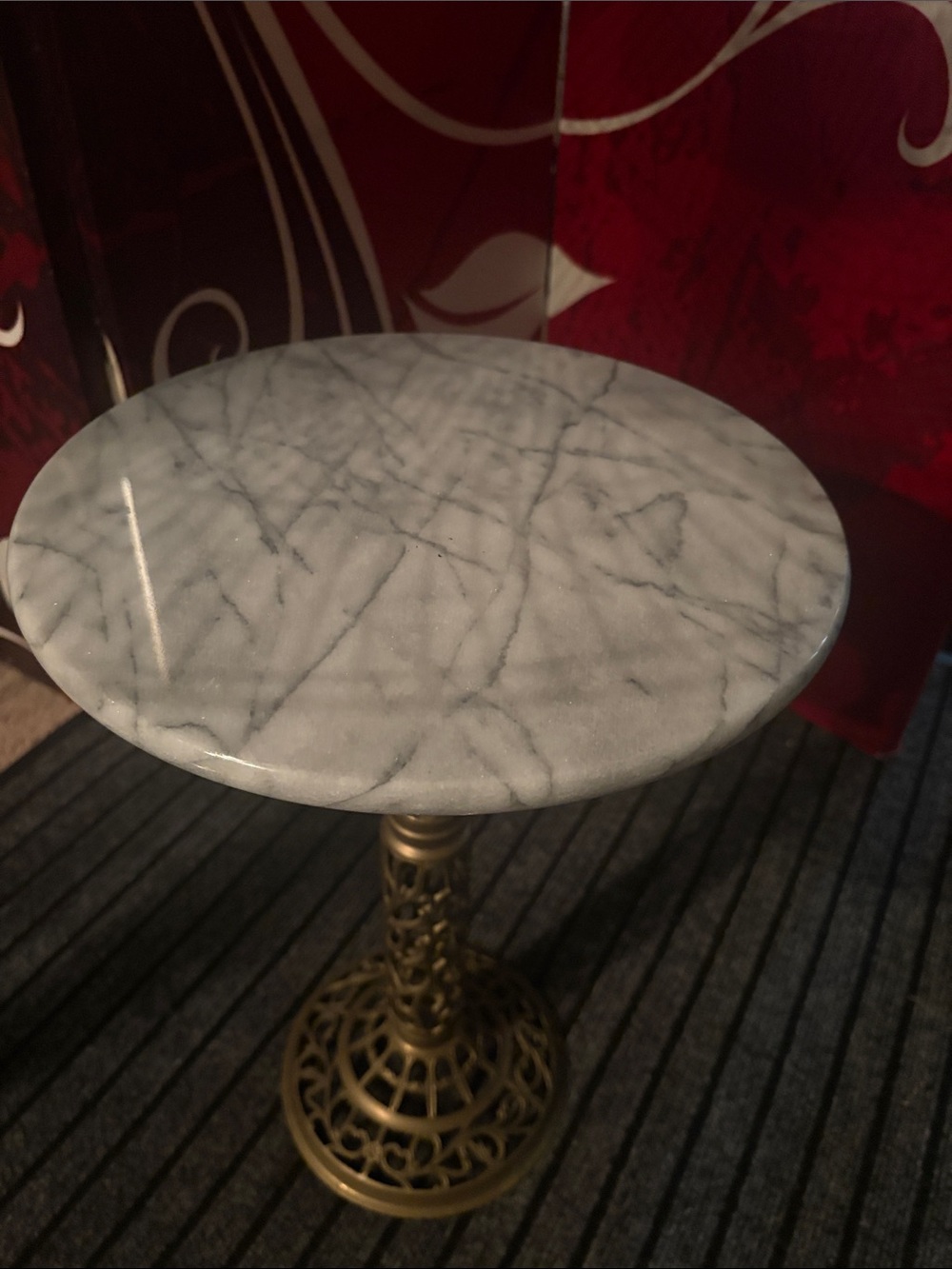 Vintage Hollywood Regency Marble Top & Brass Pedestal  Table.Made InTaiwan R.O.C